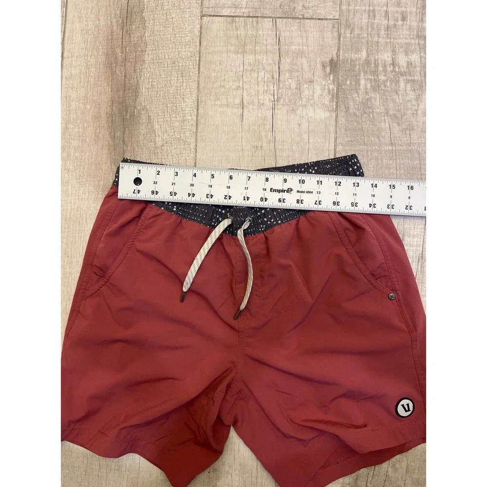 Vuori Kore Shorts Mens Oxblood Red Lined Athletic Training Gym Shorts Size S
